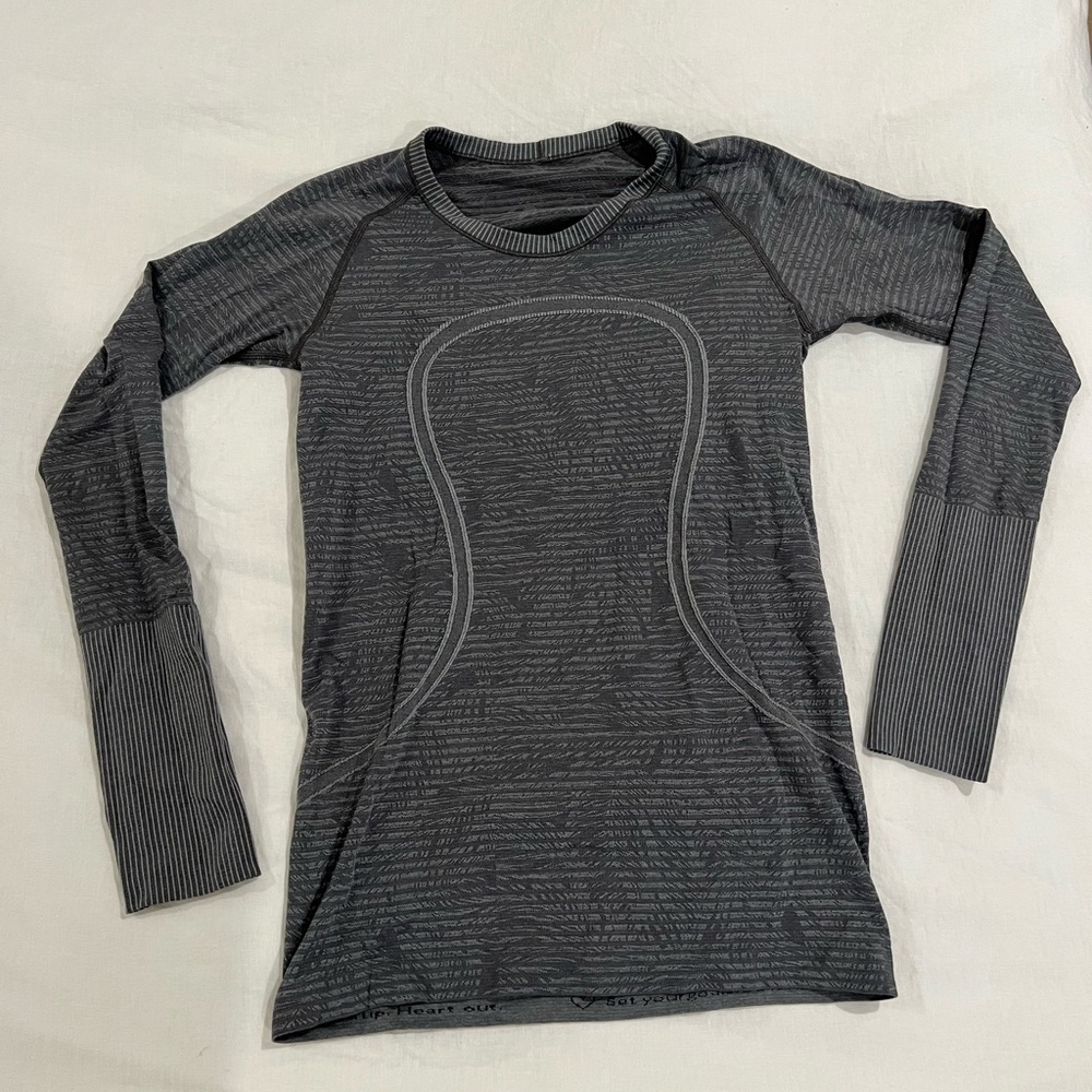 Lulu Lemon Long Long Sleeve Workout Tanktop